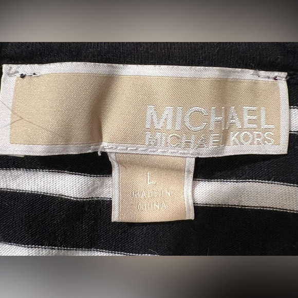 Michael Kors long sleeve black and white striped shirt Size Large - Picture 6 of 6